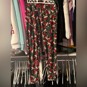 LuLaRoe holiday leggings 🎅🏻